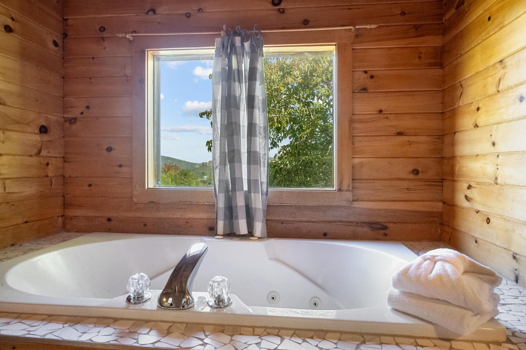 Baloo'S Bungalow Gatlinburg Ngoại thất bức ảnh